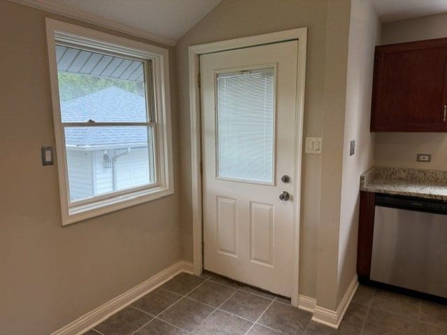 414 W Park Avenue, Round Lake, IL 60073