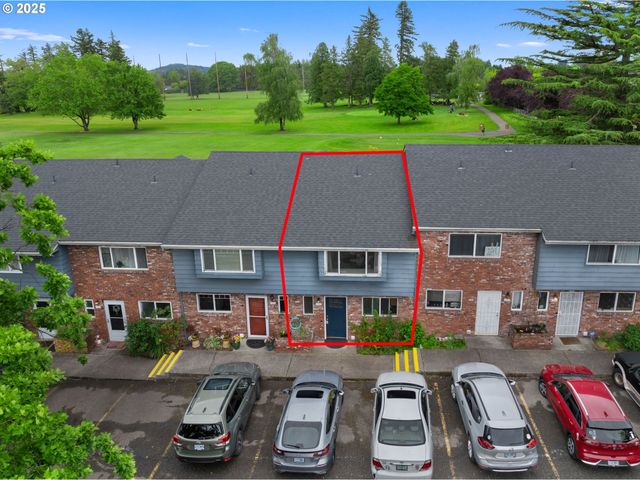1256 Ne HOGAN Dr, Gresham, OR 97030