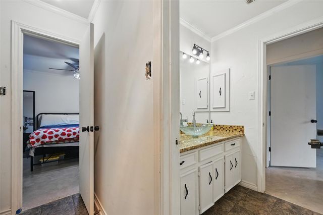 732 Heather Knoll Drive, Desoto, TX 75115