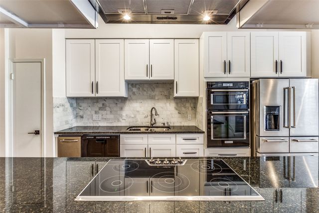 10403 High Hollows Drive 102, Dallas, TX 75230