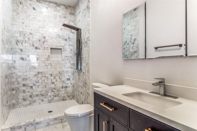 10403 High Hollows Drive 102, Dallas, TX 75230