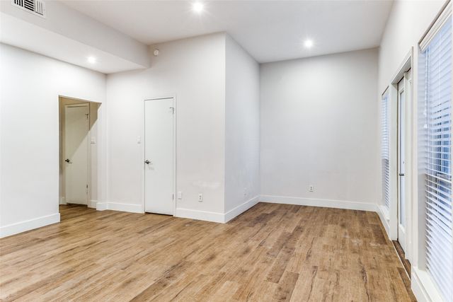 10403 High Hollows Drive 102, Dallas, TX 75230