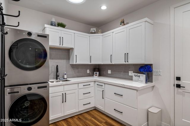 2344 Hellcat Circle, Overgaard, AZ 85933