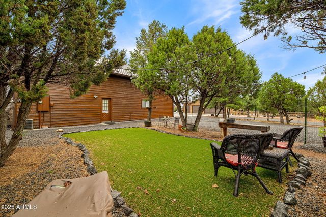 2344 Hellcat Circle, Overgaard, AZ 85933