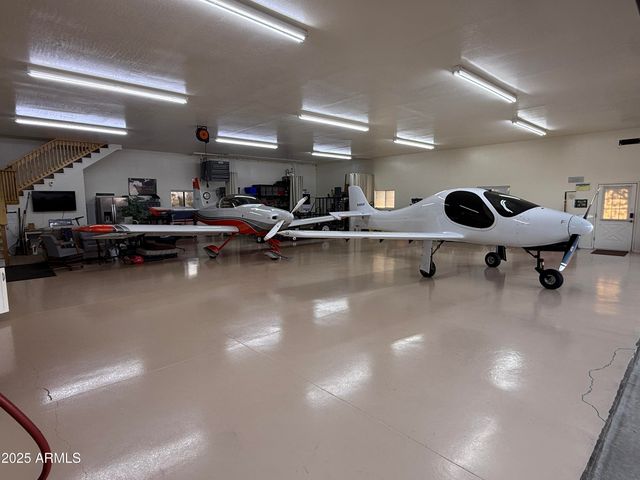 2344 Hellcat Circle, Overgaard, AZ 85933