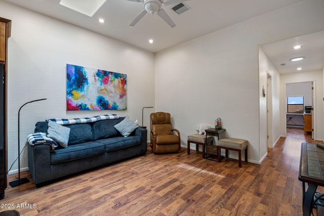 2344 Hellcat Circle, Overgaard, AZ 85933