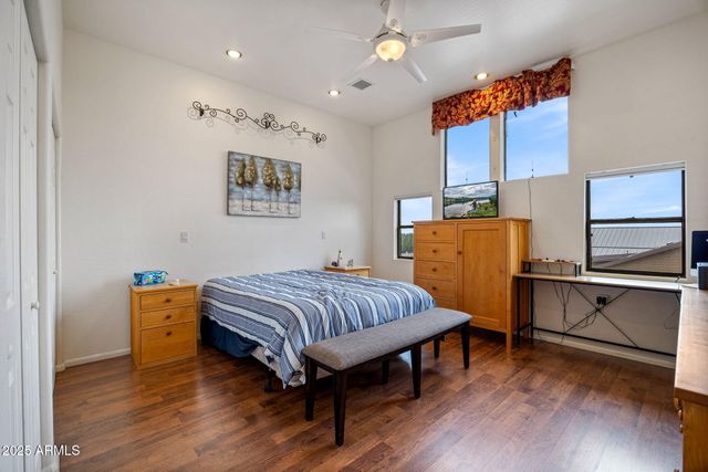 2344 Hellcat Circle, Overgaard, AZ 85933