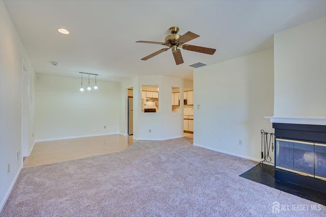 1109 Stoneridge Circle, Helmetta, NJ 08828