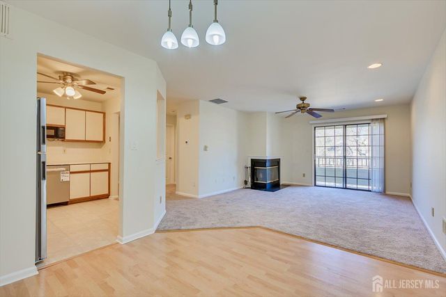 1109 Stoneridge Circle, Helmetta, NJ 08828