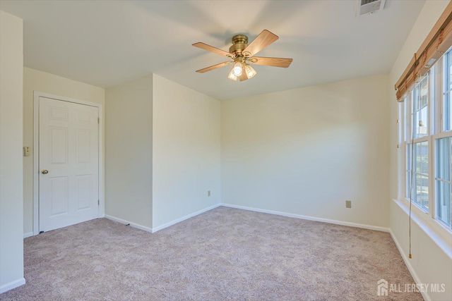 1109 Stoneridge Circle, Helmetta, NJ 08828