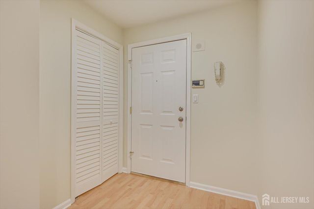 1109 Stoneridge Circle, Helmetta, NJ 08828