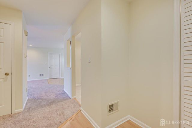 1109 Stoneridge Circle, Helmetta, NJ 08828