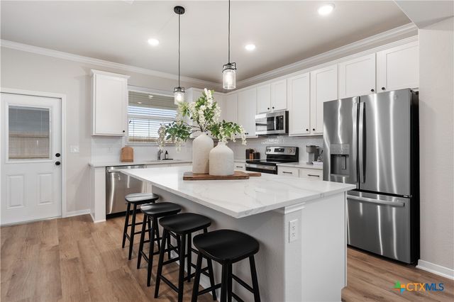 614 Seven Springs Drive, Temple, TX 76502