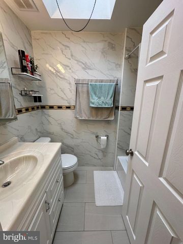 8927 REVERE ST, Philadelphia, PA 19152