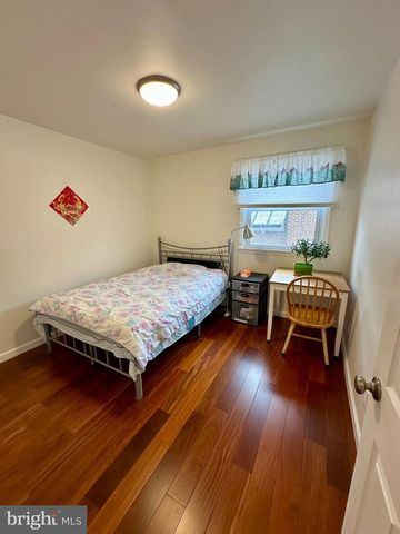 8927 REVERE ST, Philadelphia, PA 19152