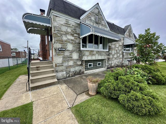 8927 REVERE ST, Philadelphia, PA 19152
