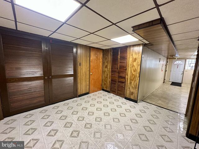 8927 REVERE ST, Philadelphia, PA 19152