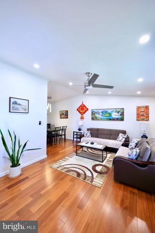 8927 REVERE ST, Philadelphia, PA 19152
