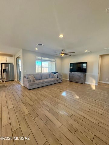 9709 E Holbert Trail, Tucson, AZ 85747