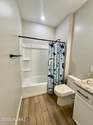 9709 E Holbert Trail, Tucson, AZ 85747