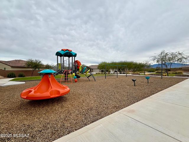 9709 E Holbert Trail, Tucson, AZ 85747