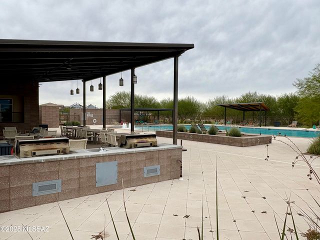 9709 E Holbert Trail, Tucson, AZ 85747