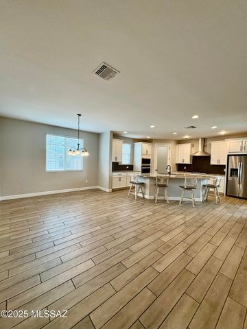 9709 E Holbert Trail, Tucson, AZ 85747