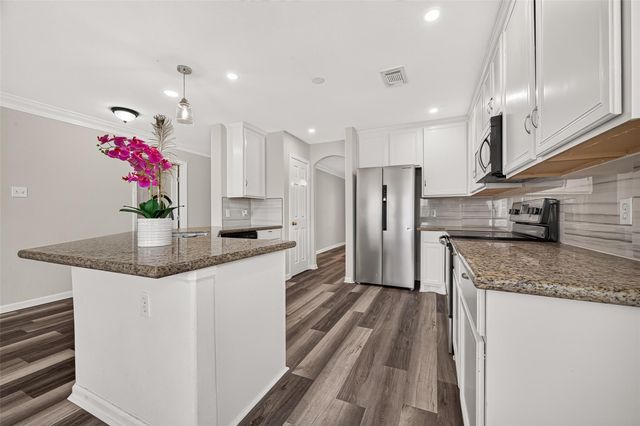 7242 Autumn Bluff Lane, Richmond, TX 77407