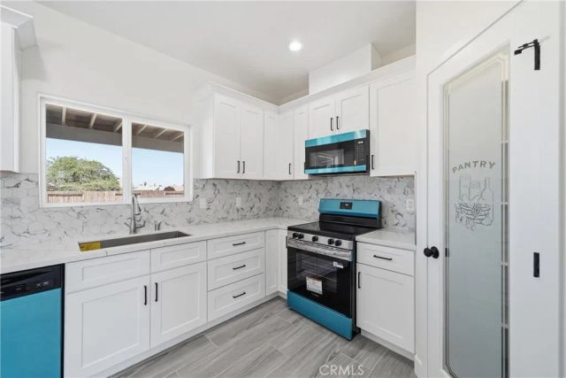 12658 Standing Bear Road, Apple Valley, CA 92308