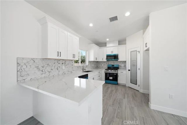 12658 Standing Bear Road, Apple Valley, CA 92308