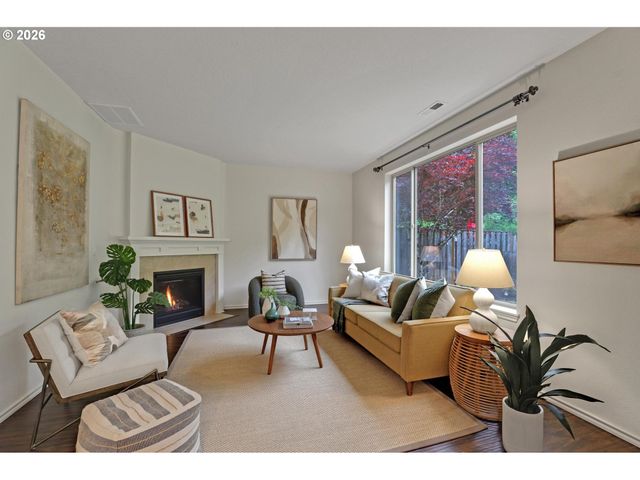 9386 Nw HARVEST HILL Dr, Portland, OR 97229