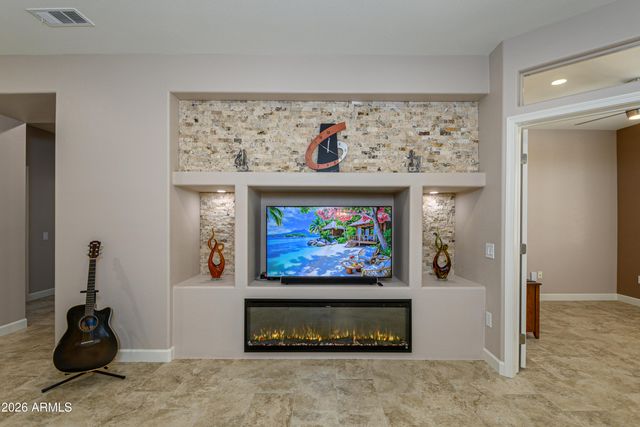 18155 N STERLING Drive, Surprise, AZ 85374