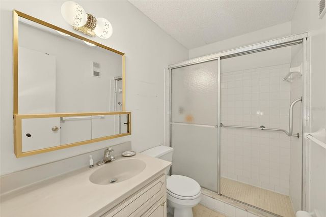 7951 58TH AVENUE N 208, St Petersburg, FL 33709