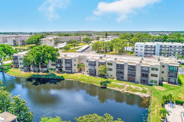 7951 58TH AVENUE N 208, St Petersburg, FL 33709