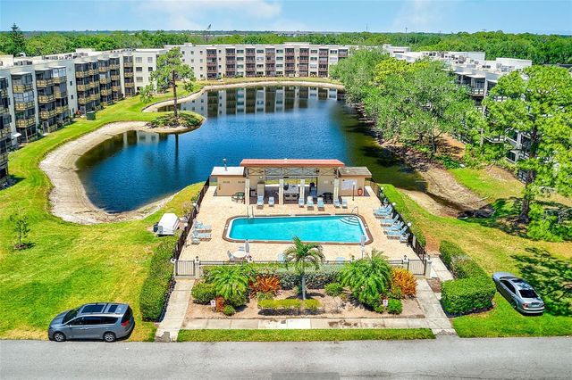 7951 58TH AVENUE N 208, St Petersburg, FL 33709