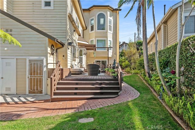 7901 Berger Avenue, Playa Del Rey, CA 90293