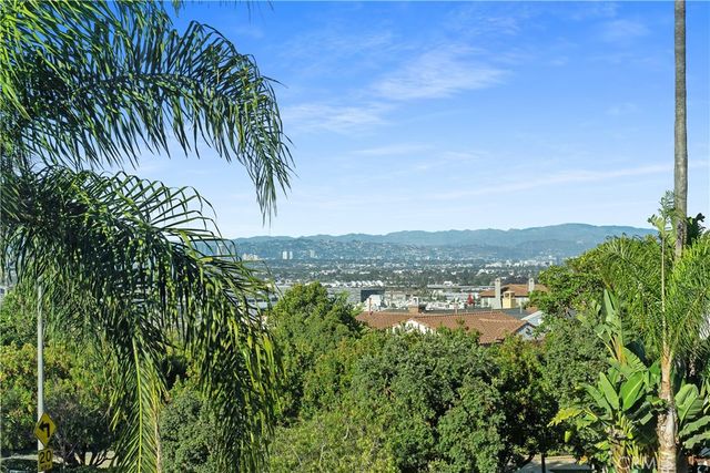 7901 Berger Avenue, Playa Del Rey, CA 90293