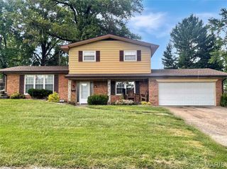 409 Kensington Drive, Belleville, IL 62223