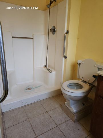14175 Rollins Park Dr, Grass Valley, CA 95945
