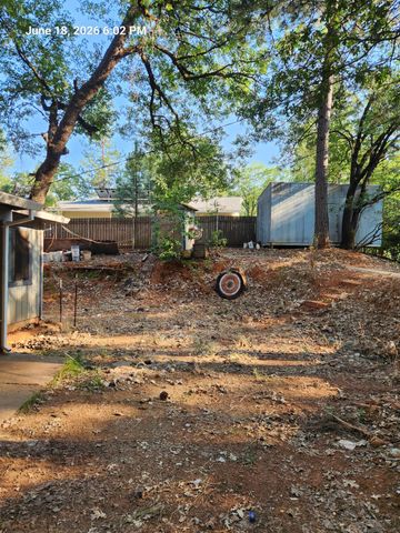 14175 Rollins Park Dr, Grass Valley, CA 95945