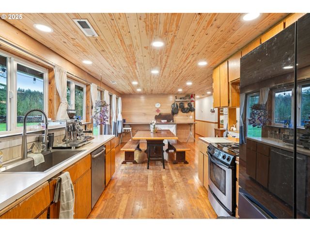 28017 Ne 132ND Ave, Battle Ground, WA 98604