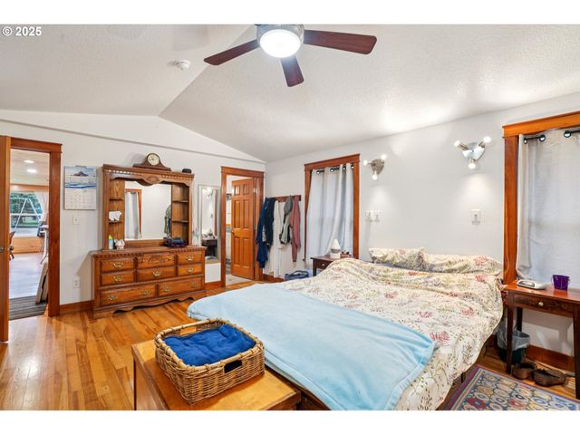 28017 Ne 132ND Ave, Battle Ground, WA 98604