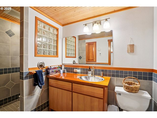 28017 Ne 132ND Ave, Battle Ground, WA 98604