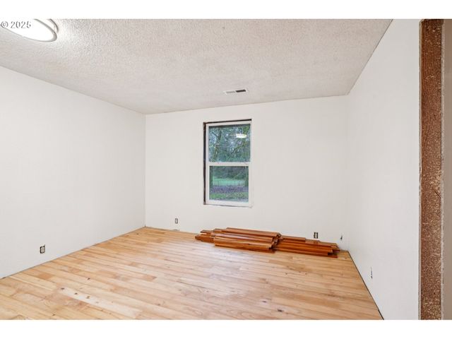 28017 Ne 132ND Ave, Battle Ground, WA 98604