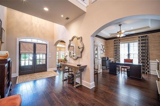 415 Wembley Circle, Atlanta, GA 30328