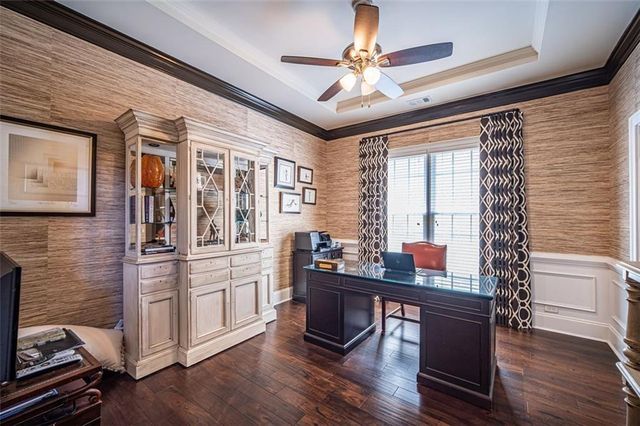 415 Wembley Circle, Atlanta, GA 30328