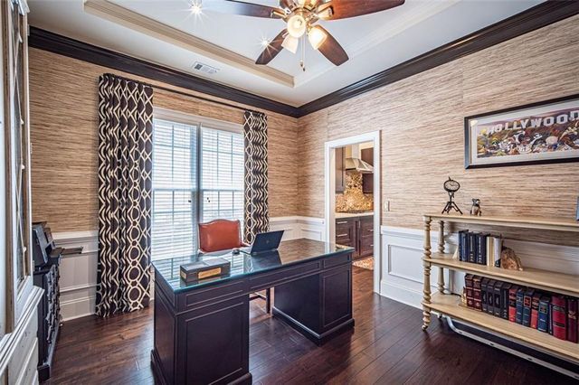 415 Wembley Circle, Atlanta, GA 30328