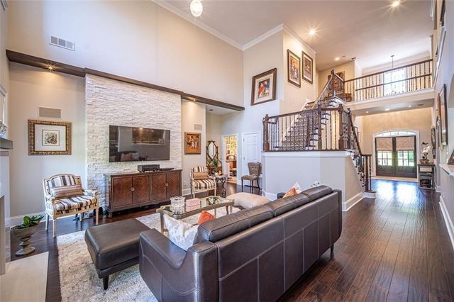 415 Wembley Circle, Atlanta, GA 30328