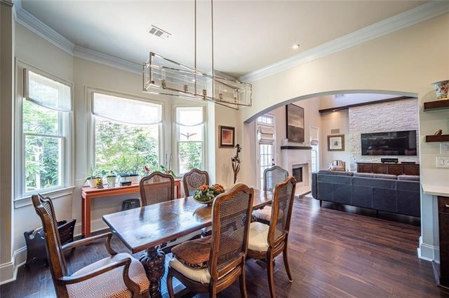 415 Wembley Circle, Atlanta, GA 30328