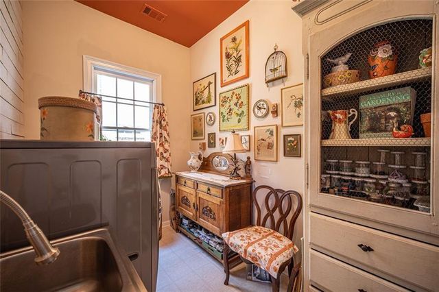 415 Wembley Circle, Atlanta, GA 30328